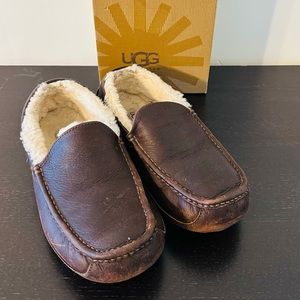 Men Sz: 9 Ugg House Shoes